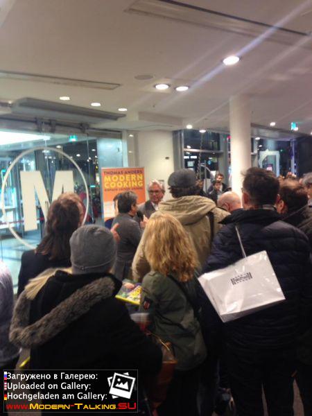 07.11.2017 Thomas Anders презентация книги "Modern Cooking" книжный магазин Mayersche Buchhandlung  Кельн