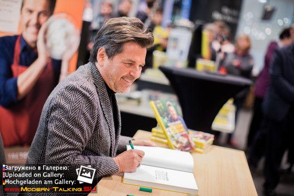 07.11.2017 Thomas Anders презентация книги "Modern Cooking" книжный магазин Mayersche Buchhandlung Кельн