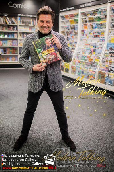 07.11.2017 Thomas Anders презентация книги "Modern Cooking" книжный магазин Mayersche Buchhandlung Кельн