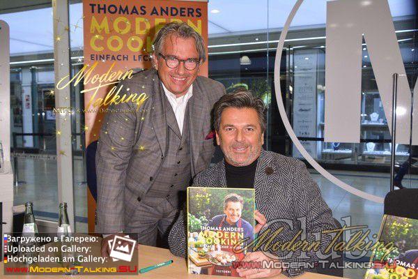 07.11.2017 Thomas Anders презентация книги "Modern Cooking" книжный магазин Mayersche Buchhandlung Кельн