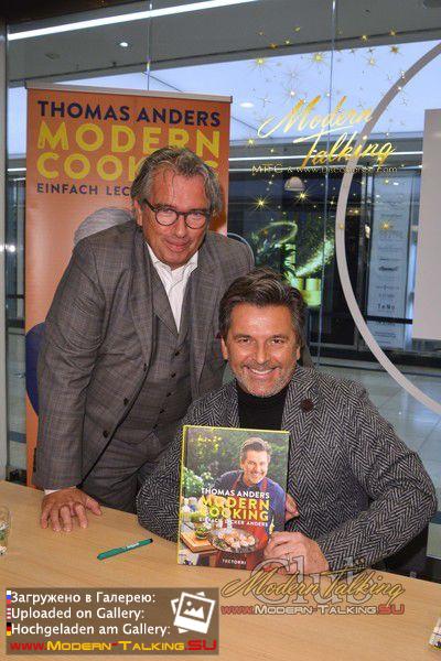 07.11.2017 Thomas Anders презентация книги "Modern Cooking" книжный магазин Mayersche Buchhandlung Кельн