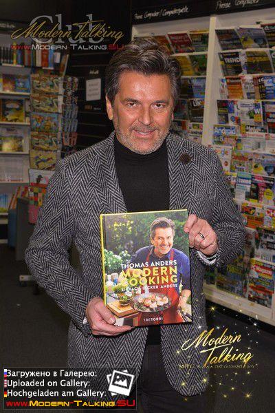 07.11.2017 Thomas Anders презентация книги "Modern Cooking" книжный магазин Mayersche Buchhandlung Кельн