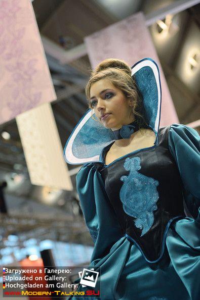 10.01.2014 Дитер Болен представил вторую коллекцию обоев во Франкфурте