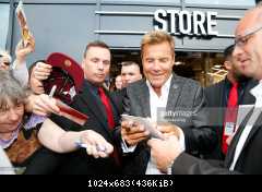 Dieter Bohlen - CLINTON EUROPAZENTRALE HOPPEGARTEN 11.07.2015