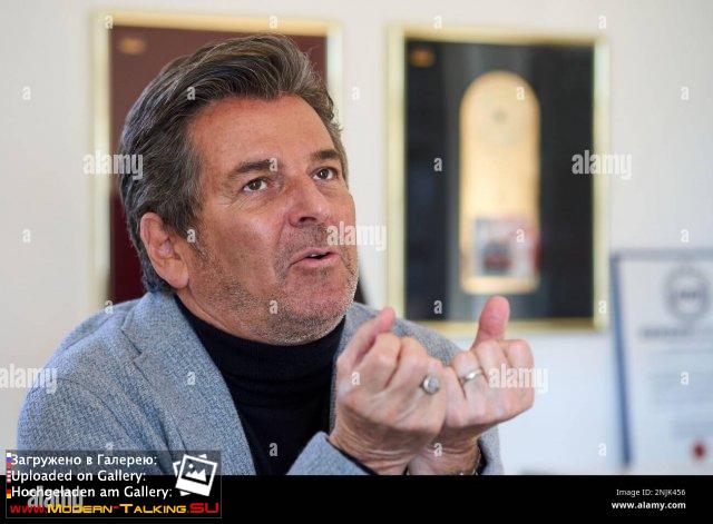 13.02.2023 Томас Андерс дает интервью немецкому информационному агентству в своем офисе в Кобленце, Германия