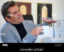 13.02.2023 Томас Андерс дает интервью немецкому информационному агентству в своем офисе в Кобленце, Германия