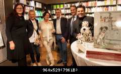 14.11.2015 Томас Андерс на презентации книги Люси и Лиона в книжном магазине Reuffel