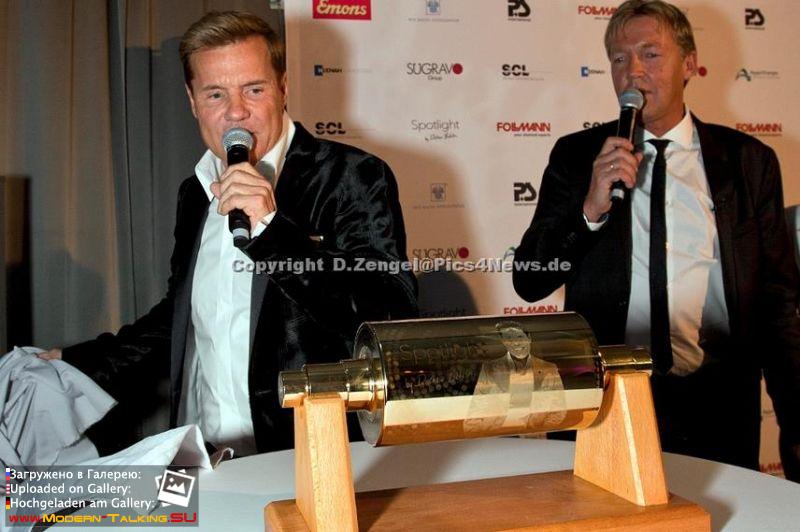 15.01.2015 Новая коллекция обоев Frankfurt