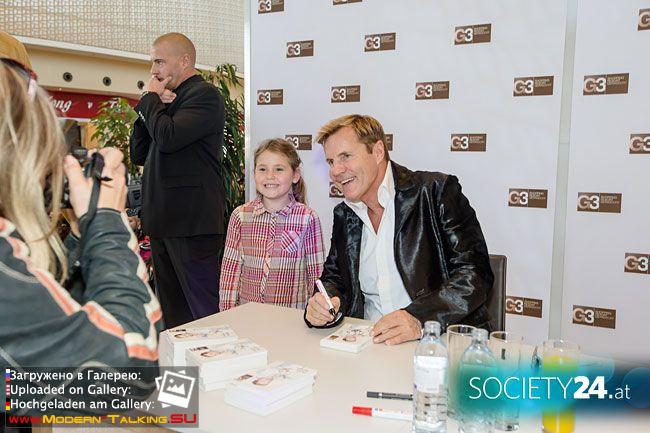 18.10.2013 Dieter in Vienna-the celebration of the 1 year shop G3