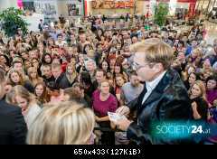 18.10.2013 Dieter in Vienna-the celebration of the 1 year shop G3