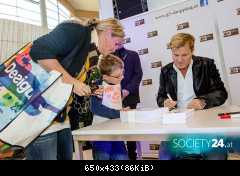 18.10.2013 Dieter in Vienna-the celebration of the 1 year shop G3