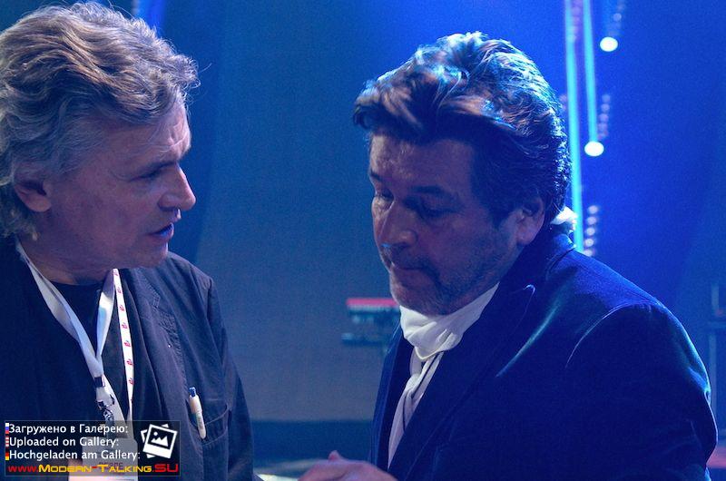 РЕЖИССЕР И THOMAS ANDERS НА РЕПЕТИЦИИ