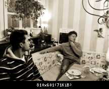 Старший и средний сыновья Болены: Марк и Марвин