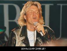 Фото с автографами