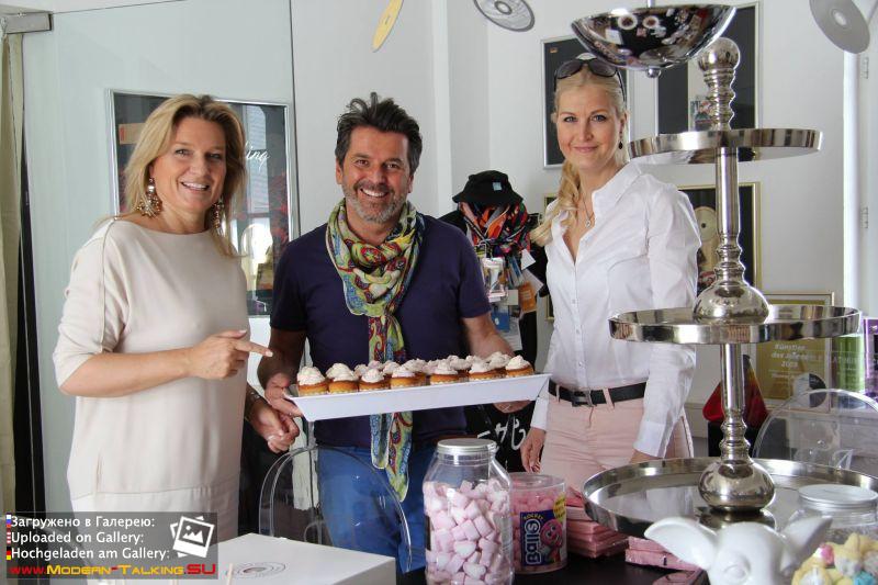 08.05.2015 Женский день в гостях у HOME&DOGS