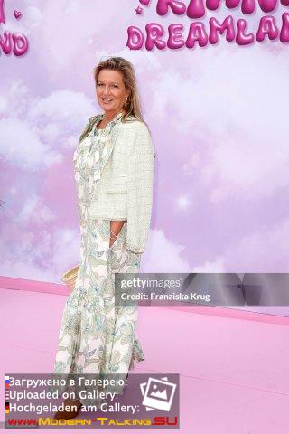 2025 Claudia Weidung-Anders  RIANI CRUISE