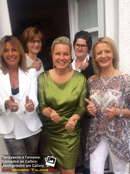 Business meets lifestyle-14.04.2016 HOME & DOGS!