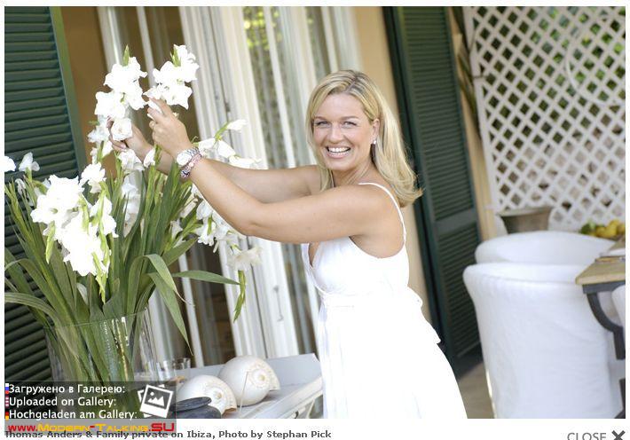 Клаудиа Хесс (43)