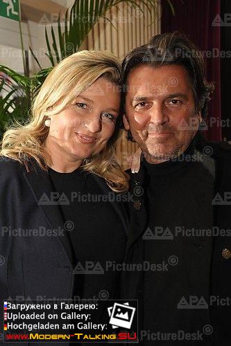 Томас Андерс и жена Клаудиа (135)