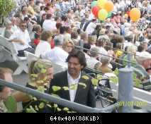 Томас Андерс и жена Клаудиа (150)