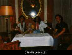 Томас Андерс и Нора (125)