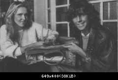 Томас Андерс и Нора (205)