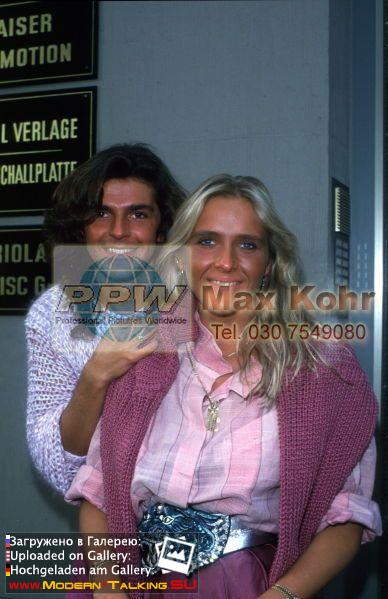 Томас Андерс и Нора (210)