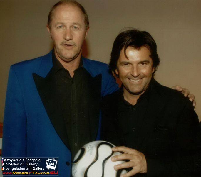 Томас Андерс с поклонниками (225)