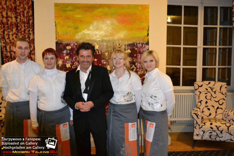 Томас Андерс с поклонниками (39)