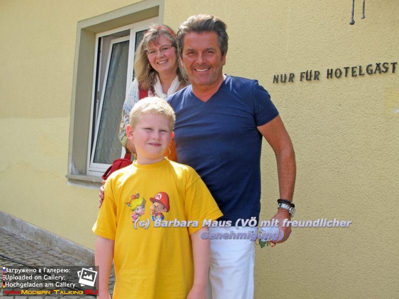 Томас Андерс с поклонниками (96)