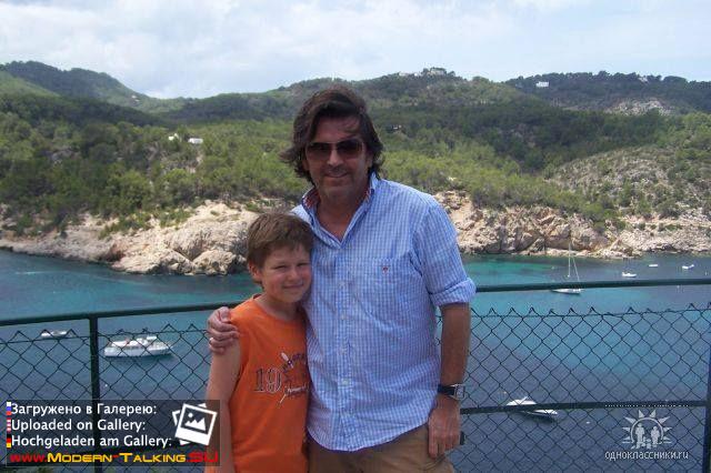 Томас Андерс с поклонниками