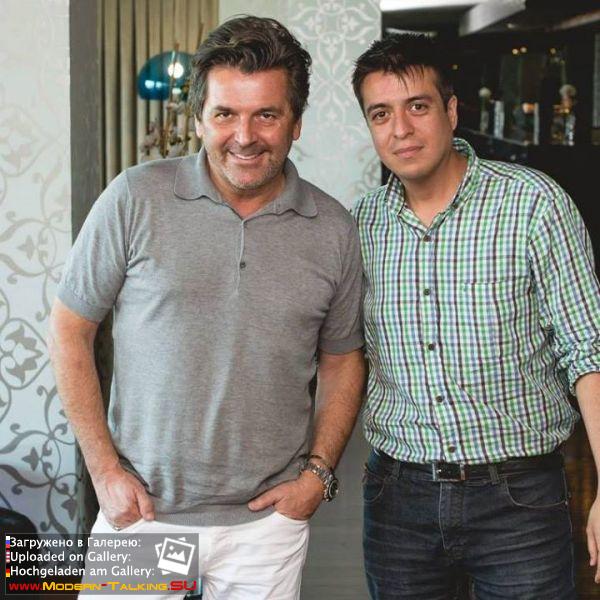 Томас Андерс с поклонниками