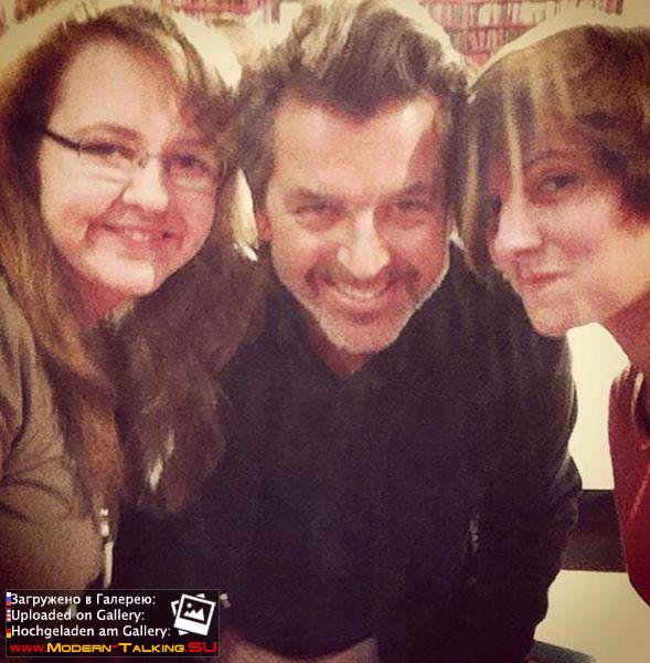 Томас Андерс с поклонниками