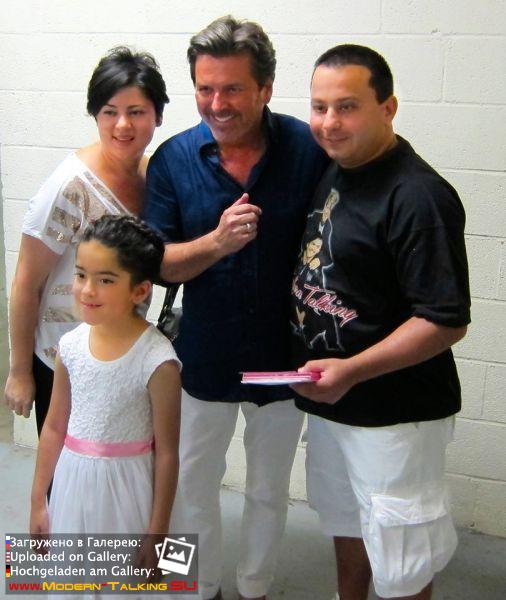 Томас Андерс с поклонниками