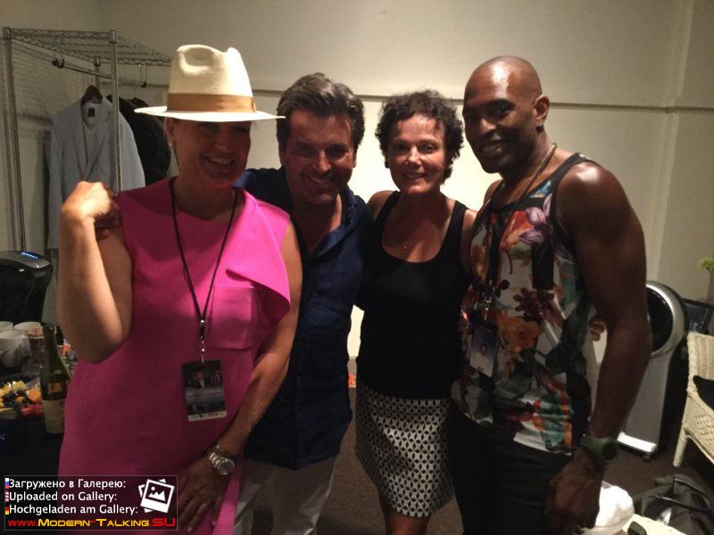 Томас Андерс с поклонниками