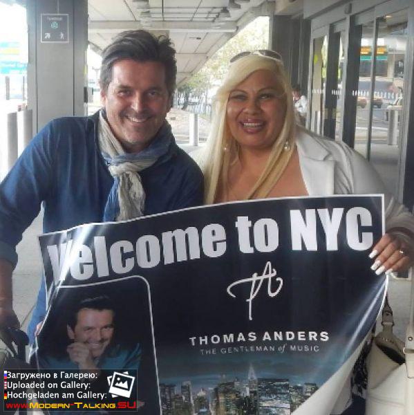 Томас Андерс с поклонниками