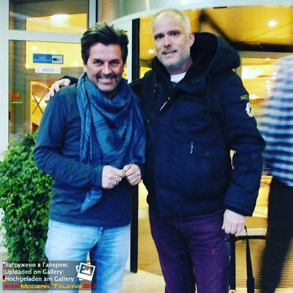 Томас Андерс с поклонниками