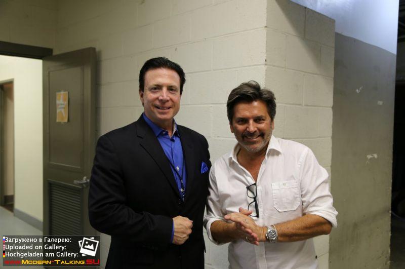 Томас Андерс с поклонниками