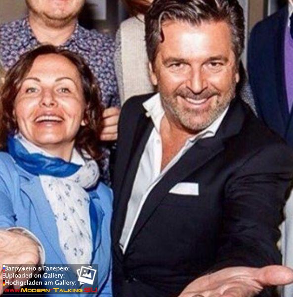 Томас Андерс с поклонниками