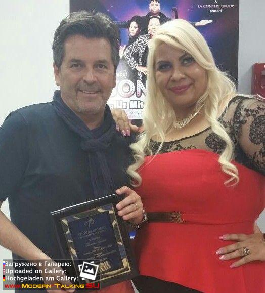 Томас Андерс с поклонниками