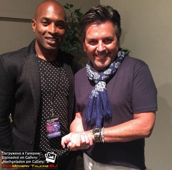 Томас Андерс с поклонниками