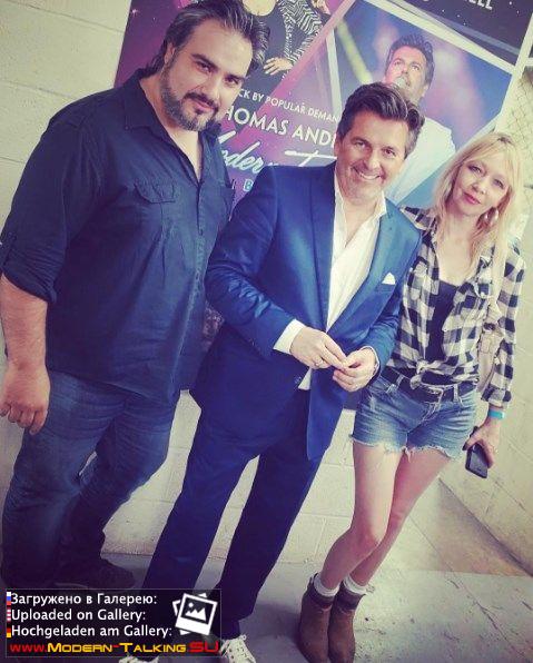 Томас Андерс с поклонниками