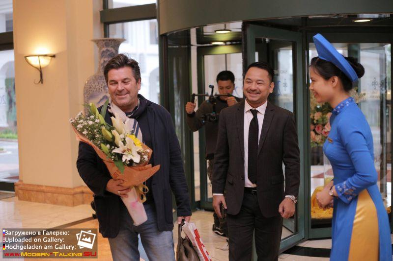 Томас Андерс с поклонниками