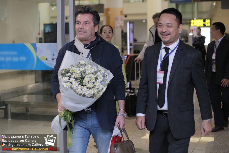 Томас Андерс с поклонниками