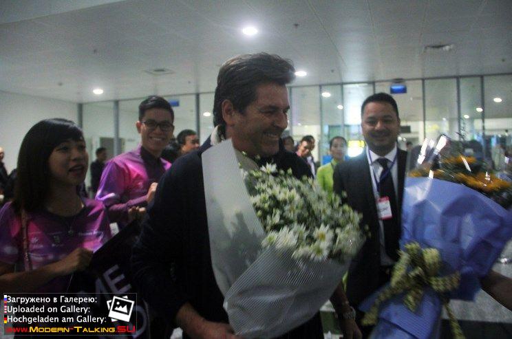 Томас Андерс с поклонниками