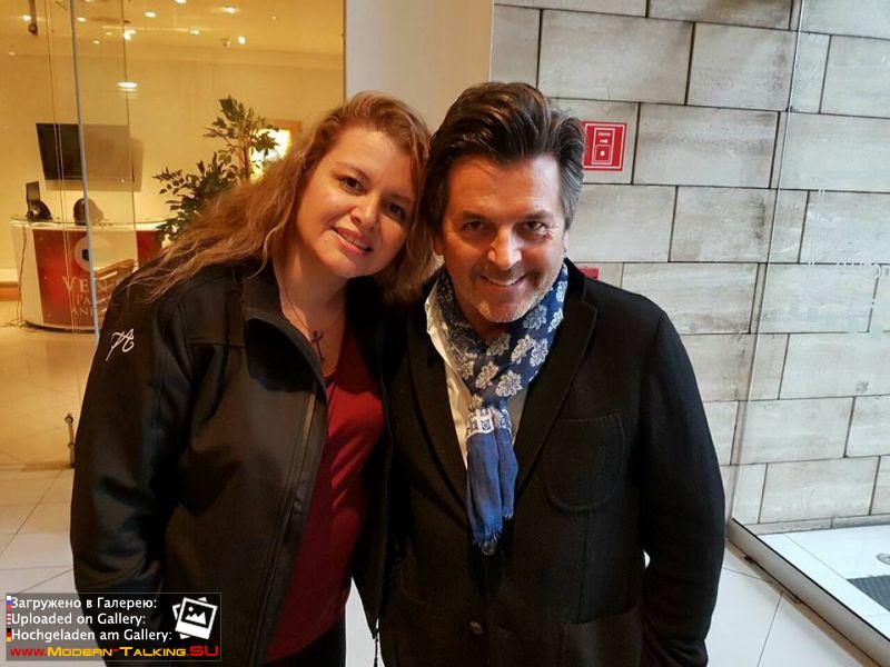 Томас Андерс с поклонниками