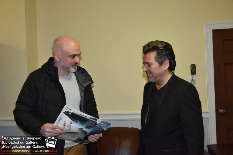 Томас Андерс с поклонниками