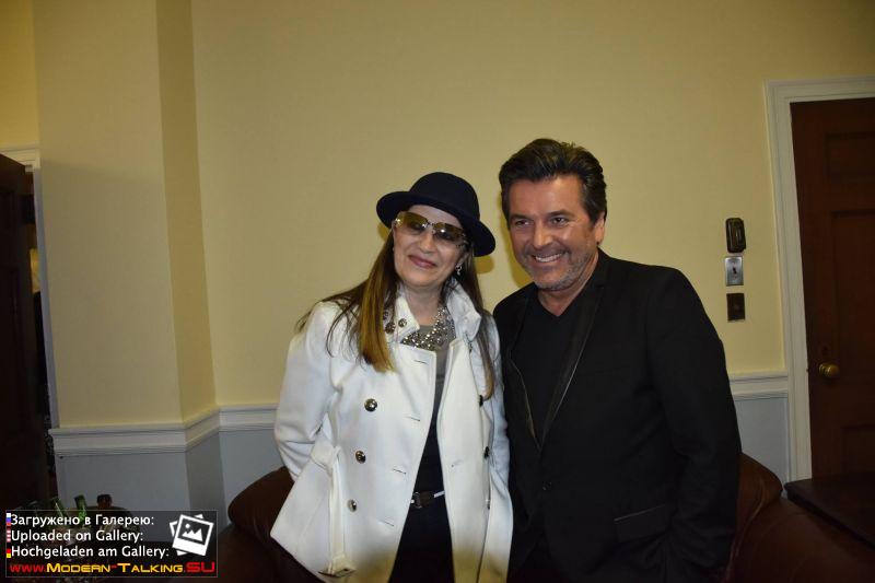 Томас Андерс с поклонниками