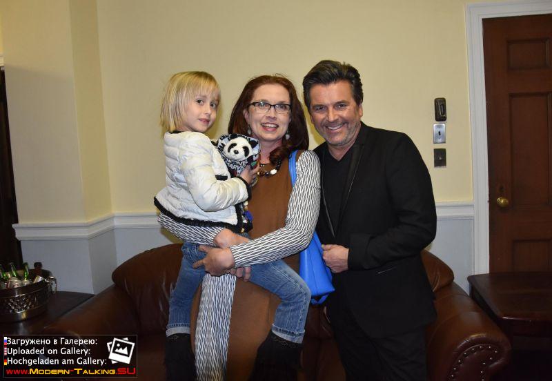 Томас Андерс с поклонниками