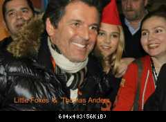 Томас Андерс с поклонниками